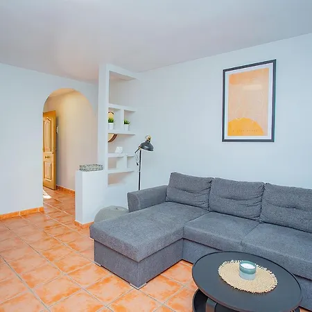 109 Relax Lomas Pool - Alicante Торевьиа